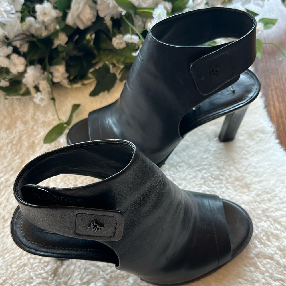 DKNY heels
